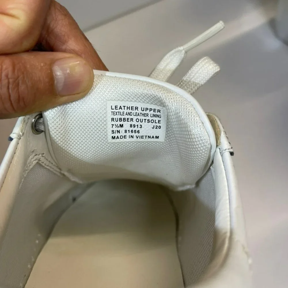 Tory Burch White Leather Olive Gum Sole Court Sneaker in White/Black, Size 7.5 - Picture 2 of 4